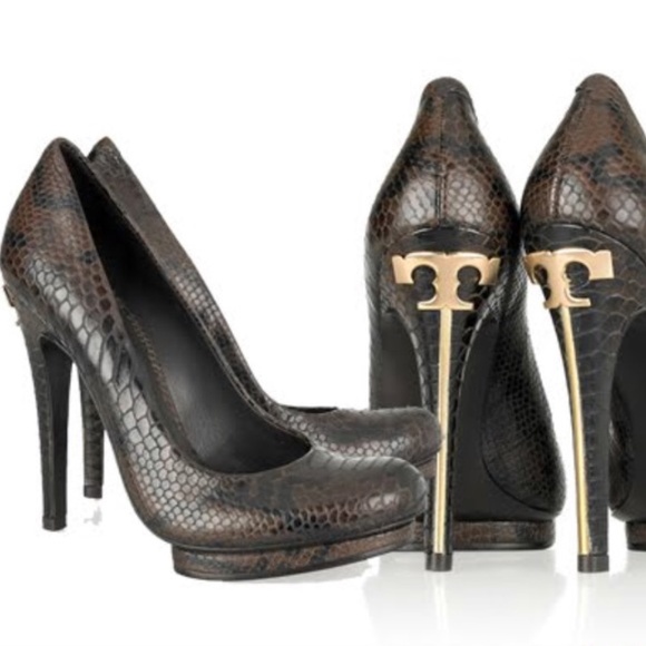 Tory Burch Shoes - Tory Burch Jude-Amazon Snake Print Signature Pumps Heels EUC